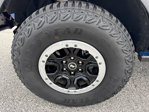 Used 2024 Ford Bronco Badlands AWD/4WD image 44