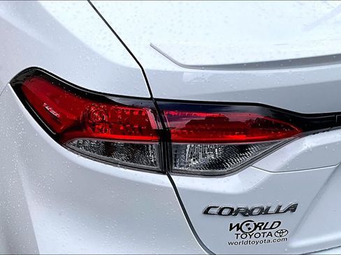 Certified 2024 Toyota Corolla SE FWD image 29