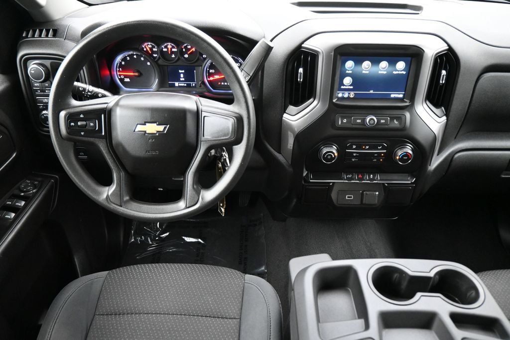 Used 2019 Chevrolet Silverado 1500 W/T w/ WT Convenience Package AWD/4WD image 5