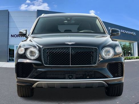 Used 2024 Bentley Bentayga Extended Wheelbase AWD/4WD image 2