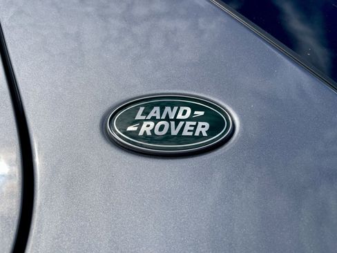 Certified 2024 Land Rover Discovery Sport S image 38