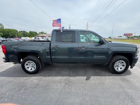 Used 2018 Chevrolet Silverado 1500 W/T AWD/4WD image 4