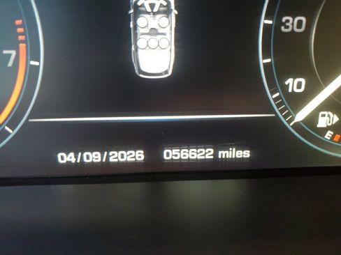 Used 2016 Land Rover Range Rover HSE image 14