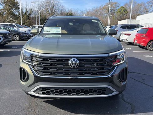 New 2026 Volkswagen Atlas Cross Sport SEL image 2