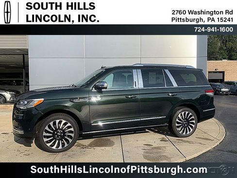 Used 2023 Lincoln Navigator Black Label AWD/4WD image 1