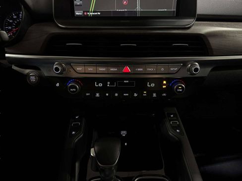 Used 2020 Kia Telluride EX AWD/4WD image 8