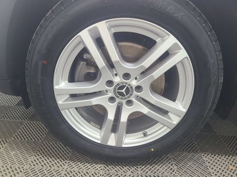 Used 2021 Mercedes-Benz GLB 250 4MATIC image 17