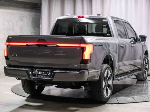 Used 2022 Ford F150 Lightning Platinum AWD/4WD image 4