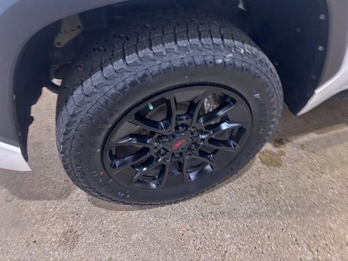 Used 2024 Toyota Tundra SR5 image 12