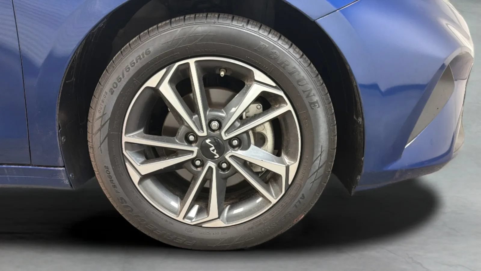 Used 2024 Kia Forte LXS w/ LXS Technology Package FWD image 24