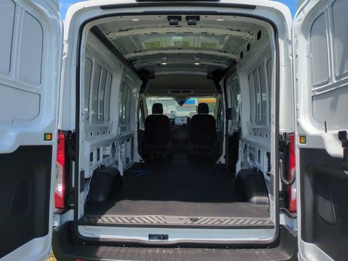 New 2026 Ford Transit 250 148 Medium Roof image 13