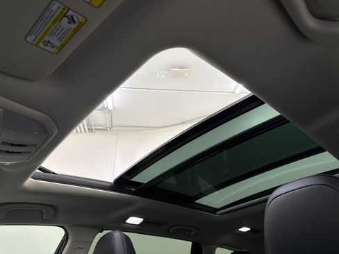 New 2025 Subaru Ascent Limited image 22