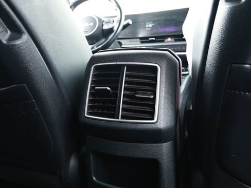 Used 2023 Kia Sportage EX AWD/4WD image 29