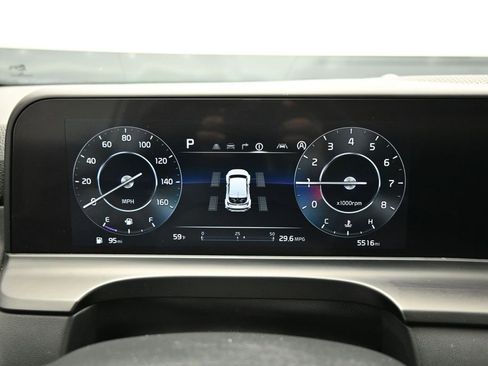 Used 2025 Kia Seltos EX AWD/4WD image 15