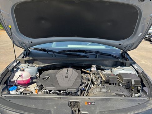 Used 2025 Kia Sportage LX FWD image 31