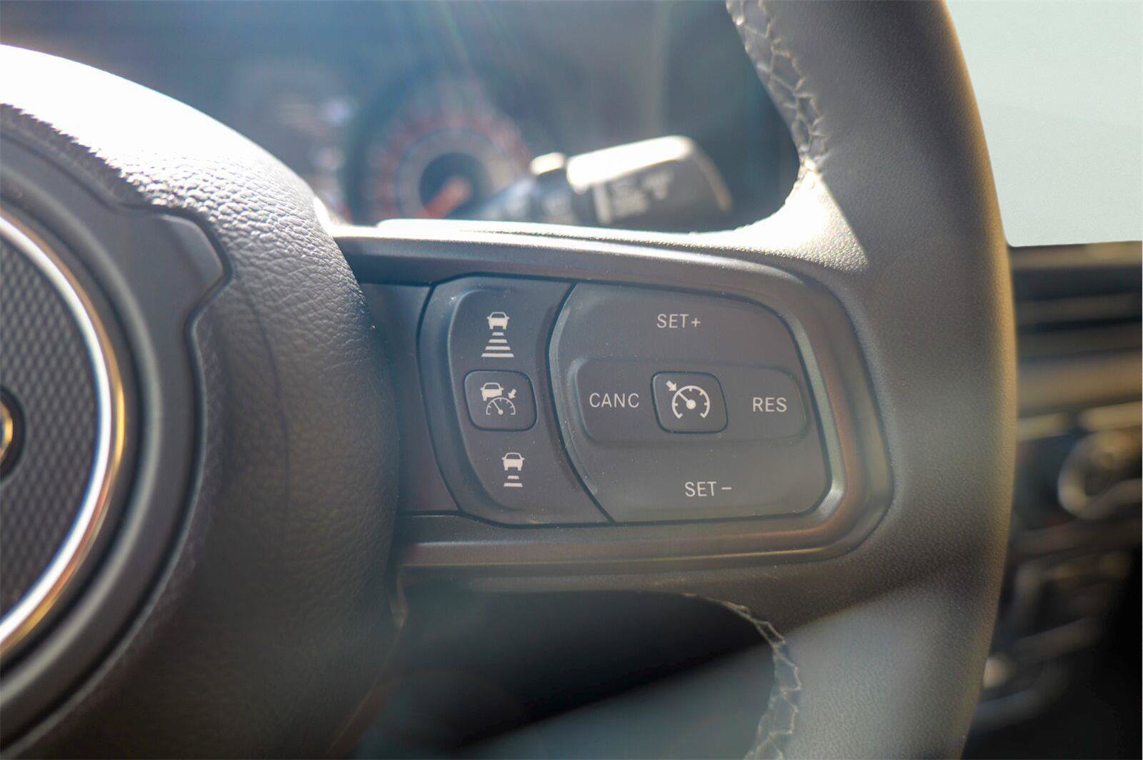 Used 2026 Jeep Wrangler Unlimited Rubicon AWD/4WD image 27