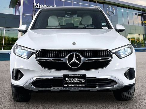 Used 2026 Mercedes-Benz GLC 300 4MATIC image 3