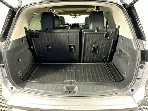 Certified 2023 Nissan Pathfinder Platinum AWD/4WD image 35