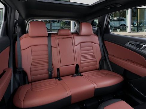 New 2026 Kia Sportage SX image 16