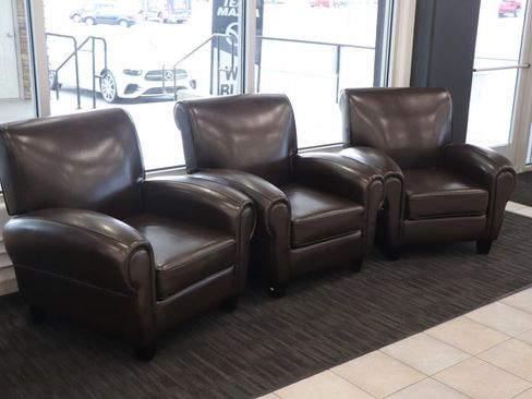 Used 2023 Jeep Renegade Latitude image 36