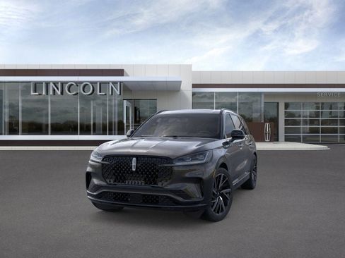 New 2026 Lincoln Aviator Black Label image 4