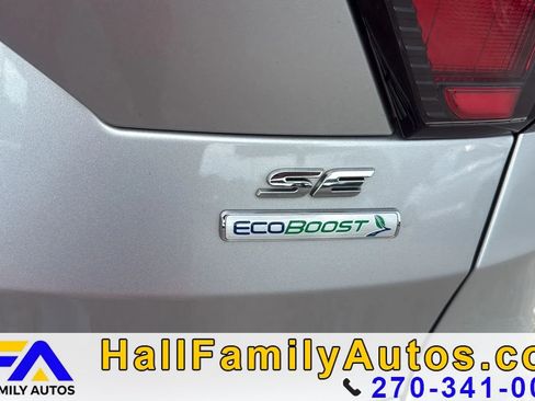 Used 2017 Ford Escape SE FWD image 10