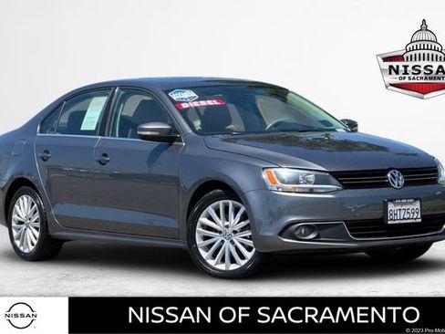 Used 2014 Volkswagen Jetta TDI FWD image 1