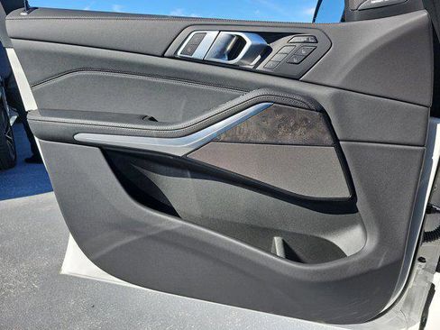 New 2026 BMW X7 xDrive40i w/ Executive Package image 29