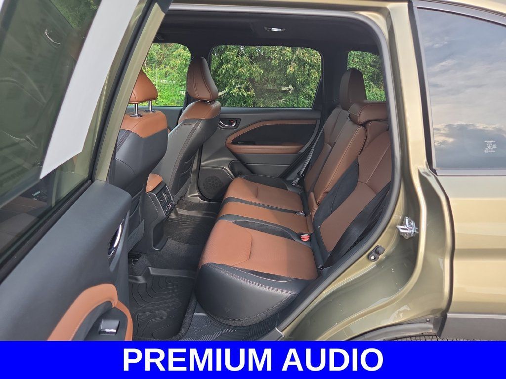 Used 2025 Subaru Forester Touring AWD/4WD image 16