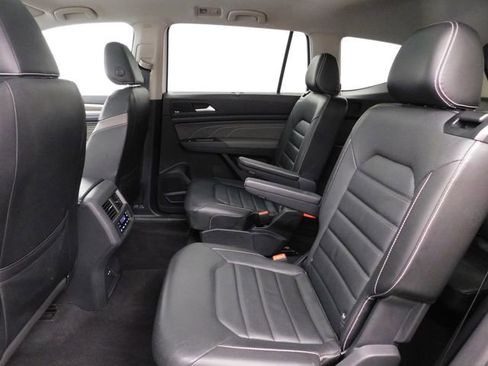 Used 2021 Volkswagen Atlas SEL Premium image 20