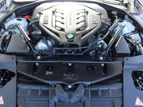 Used 2016 BMW 650i Convertible RWD image 39