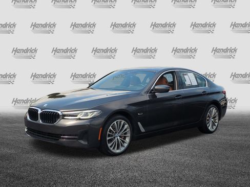 Certified 2023 BMW 530e xDrive w/ Executive Package AWD/4WD image 6