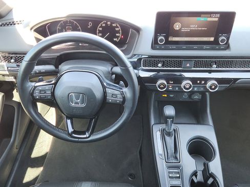 Used 2023 Honda Civic Sport image 31
