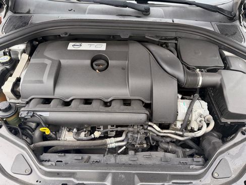 Used 2014 Volvo XC60 T6 AWD/4WD image 17