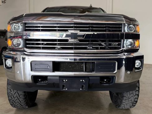 Used 2016 Chevrolet Silverado 2500 LTZ w/ Duramax Plus Package AWD/4WD image 4