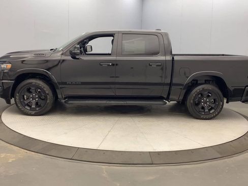 Used 2025 RAM 1500 Big Horn AWD/4WD image 2