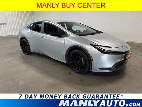 Used 2024 Toyota Prius LE FWD image 1