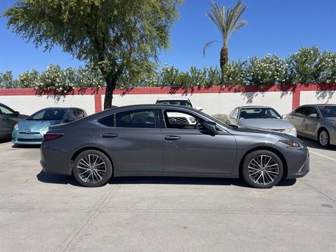 Used 2023 Lexus ES 350 350 w/ Premium Package image 3