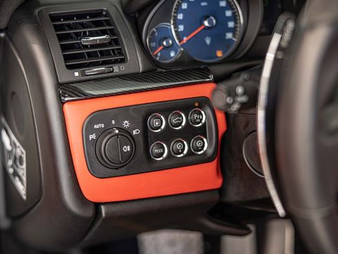 Used 2018 Maserati GranTurismo Sport RWD image 17