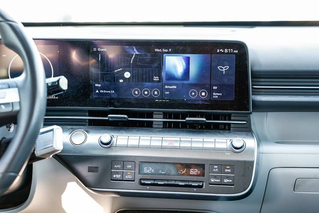 Certified 2025 Hyundai Kona SEL FWD image 13