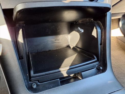 Used 2005 Toyota Camry image 9