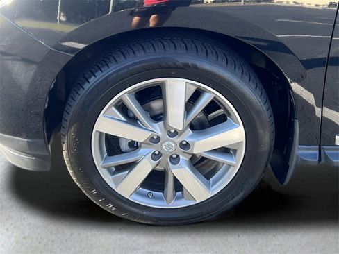 Used 2015 Nissan Pathfinder Platinum image 8