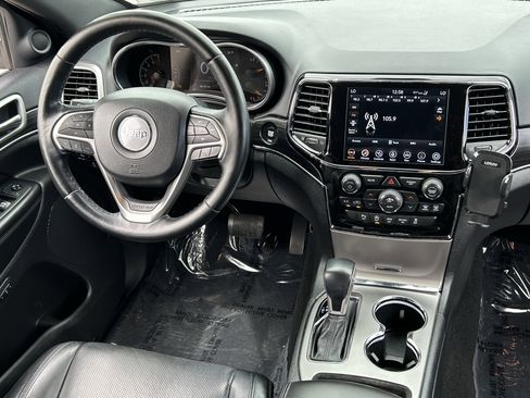 Used 2020 Jeep Grand Cherokee Limited w/ Luxury Group II image 13