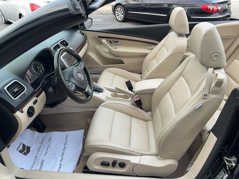 Used 2010 Volkswagen Eos Lux FWD image 6