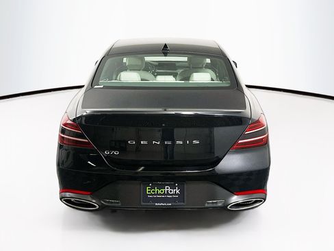 Used 2024 Genesis G70 2.5T RWD image 7