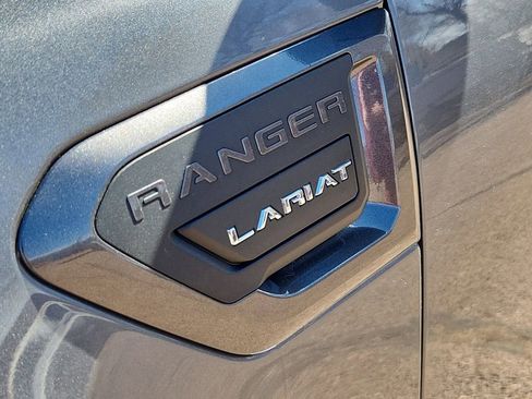 Used 2021 Ford Ranger Lariat w/ Tremor Off-Road Package image 17