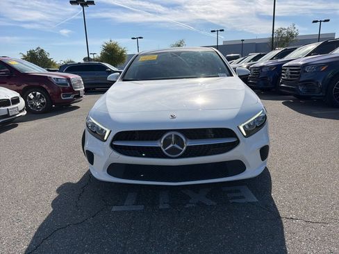 Used 2022 Mercedes-Benz A 220 image 2