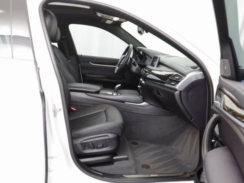 Used 2019 BMW X6 xDrive35i w/ Premium Package image 19