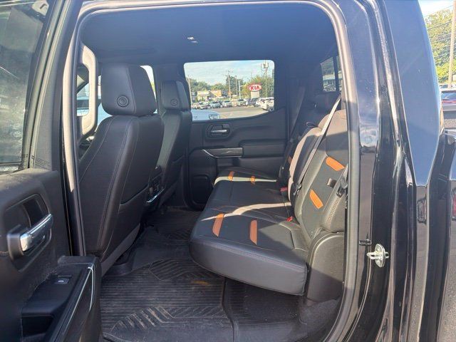 Used 2022 GMC Sierra 1500 AT4 w/ AT4 Preferred Package AWD/4WD image 8