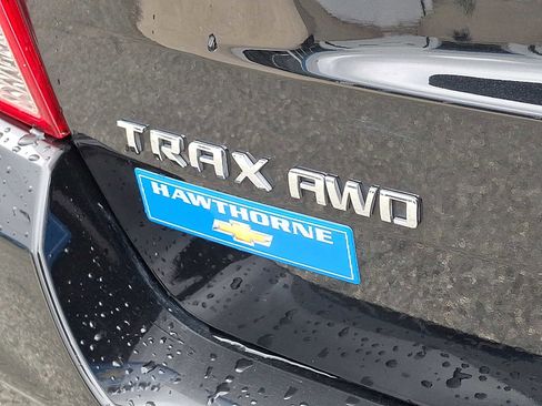 Used 2018 Chevrolet Trax LS image 30